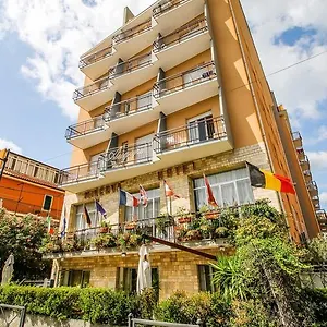Minerva 2*, Pietra Ligure Italia
