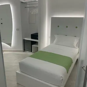 Guest house Ahd, Milan